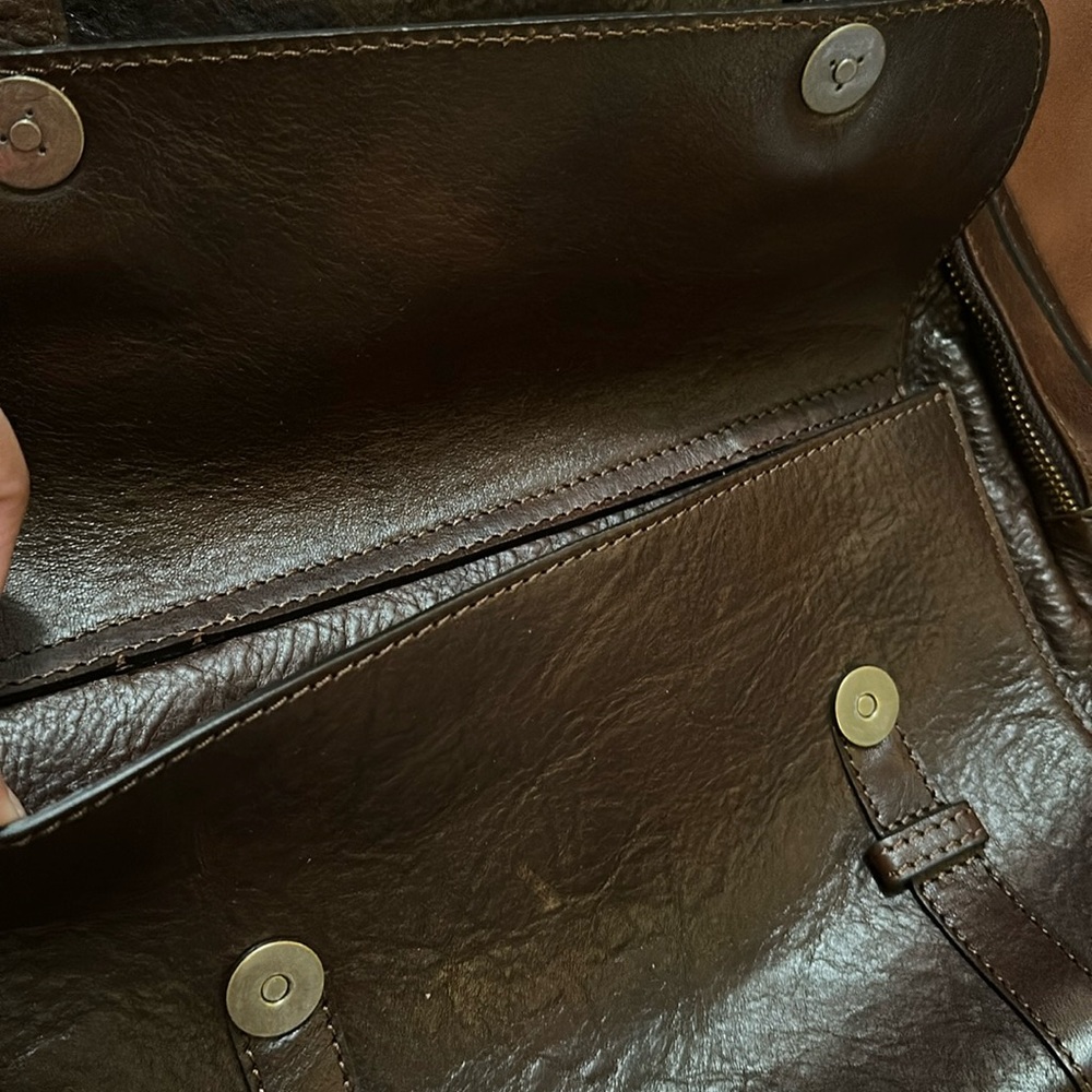 Camarea || Made in Italy Leather Backpack - Picture 7 of 10